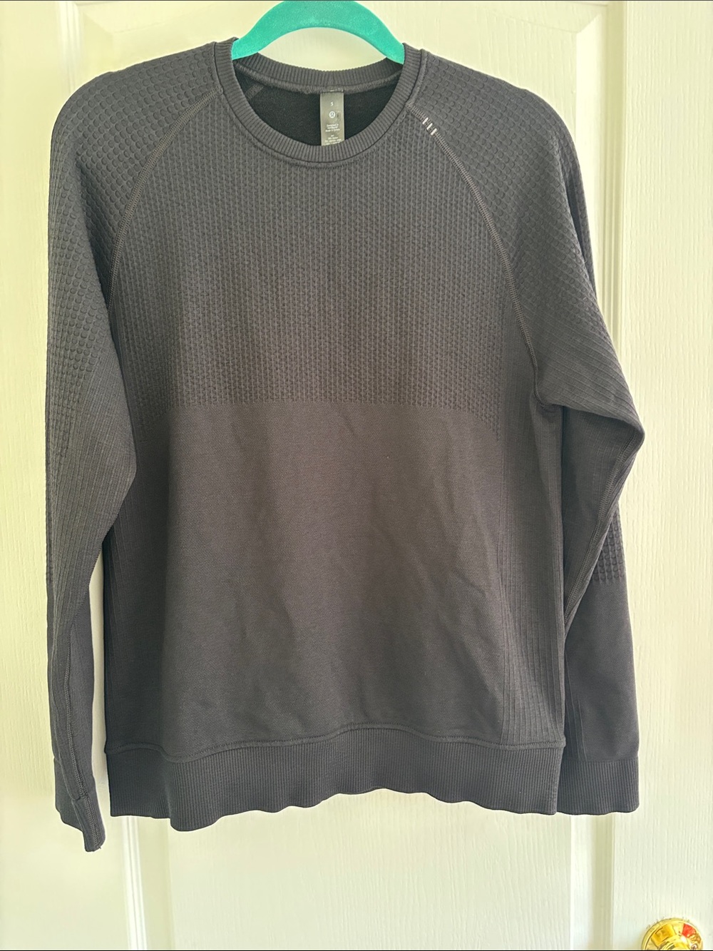 Lululemon Men's Crewneck Sweater - Black, Size Small